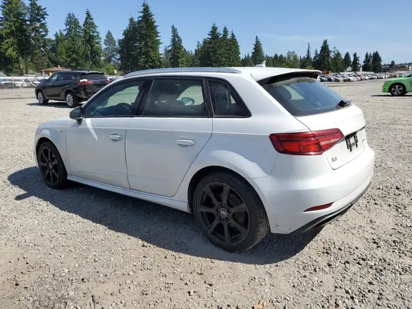 WAUUPBFFXHA041081 2017 AUDI A3 - Image 2