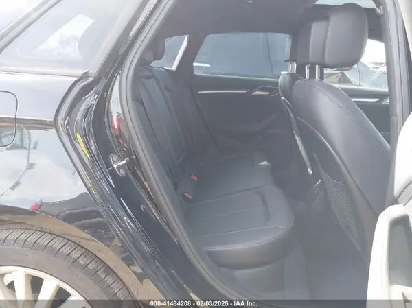 WAUUPBFFXHA065087 2017 AUDI A3 - Image 8