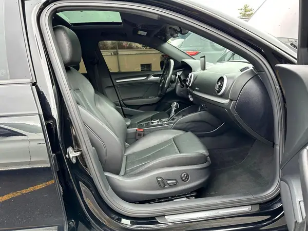 WAUUPBFFXJA114035 2018 AUDI A3 - Image 8