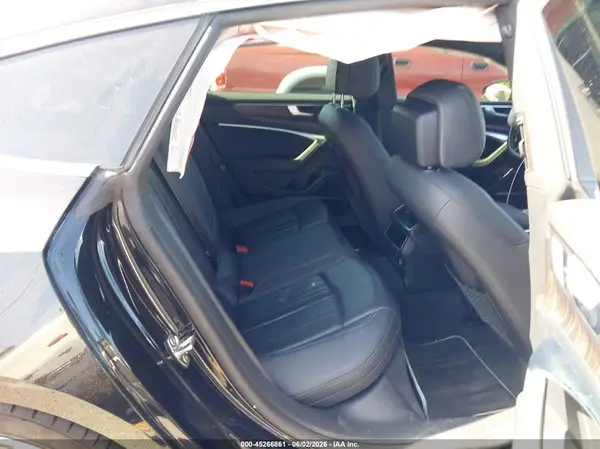 WAUV2AF20KN026745 2019 AUDI A7 - Image 8