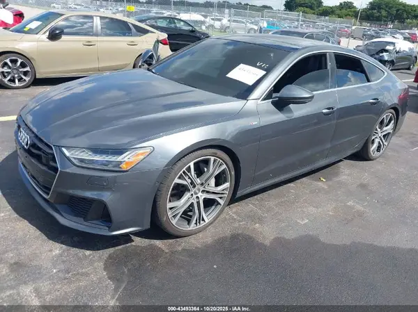 WAUV2AF26KN017824 2019 AUDI A7 - Image 2