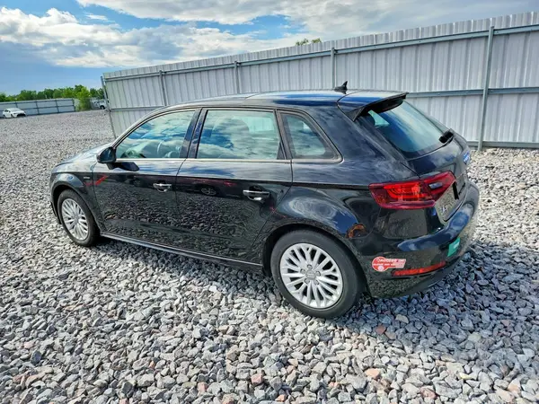WAUVPBFF0GA093130 2016 AUDI A3 - Image 2