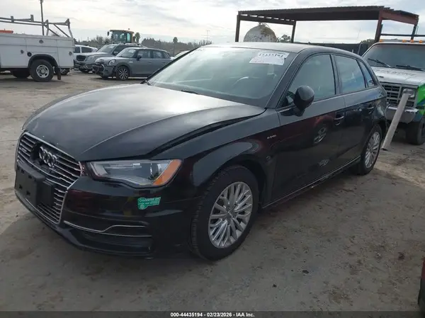 WAUVPBFFXGA066243 2016 AUDI A3 - Image 2