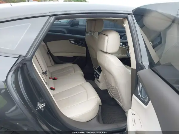 WAUW2AFC6HN090648 2017 AUDI A7 - Image 8