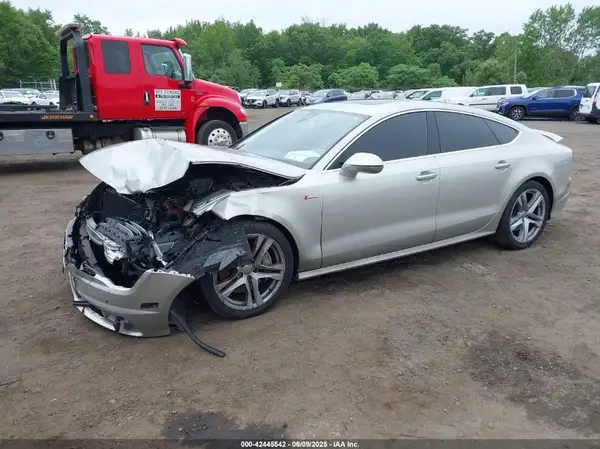 WAUW2AFC8HN085614 2017 AUDI A7 - Image 2