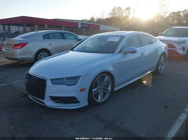WAUW2AFC9GN050417 2016 AUDI S7 - Image 2