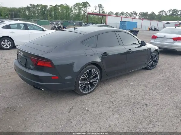2017 AUDI A7 IAAI lot 44982861 auction photo 4