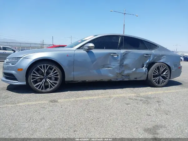 WAUW3AFC1JN026763 2018 AUDI A7 - Image 2