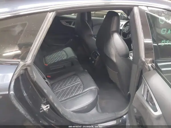 WAUW3AFC2JN063403 2018 AUDI A7 - Image 8