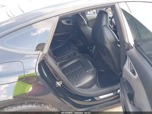 WAUW3AFC2JN067922 2018 AUDI A7 - Image 8