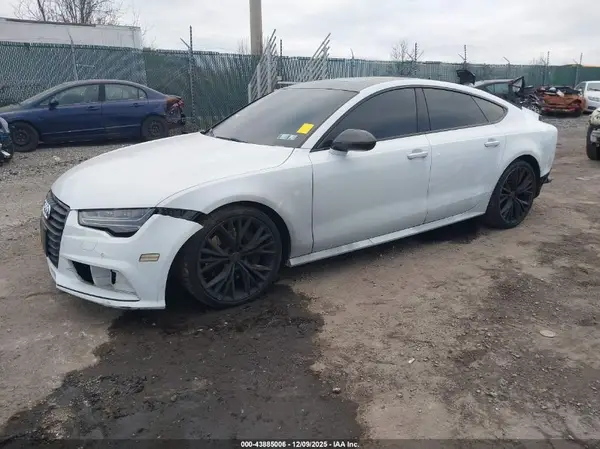 WAUW3AFC8JN016621 2018 AUDI A7 - Image 2