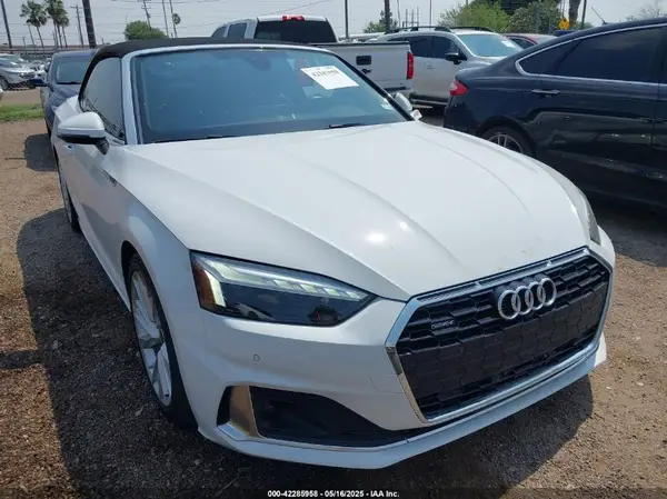 WAUWAGF53NN004585 2022 AUDI A5 - Image 1
