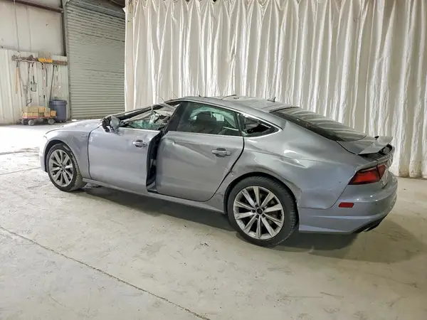 WAUWGAFC0GN006887 2016 AUDI A7 - Image 2