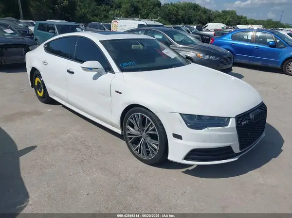 WAUWGAFC0GN076342 2016 AUDI A7 - Image 1