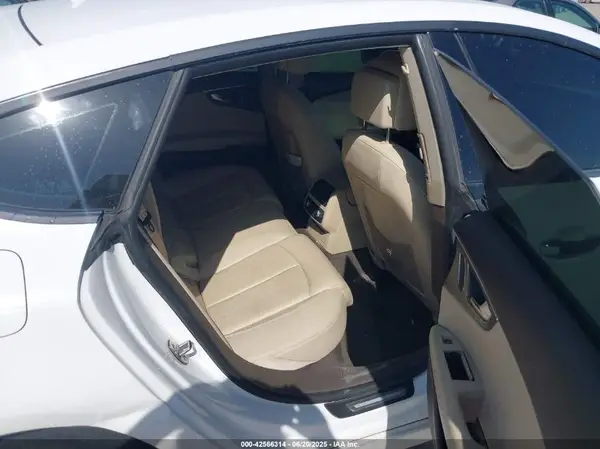 WAUWGAFC0GN076342 2016 AUDI A7 - Image 8