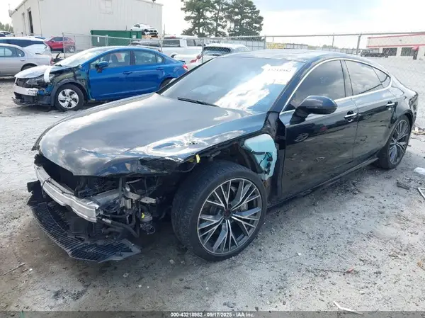 WAUWGAFC2GN040829 2016 AUDI A7 - Image 2