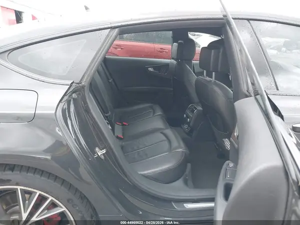 WAUWGAFC2GN088427 2016 AUDI A7 - Image 8