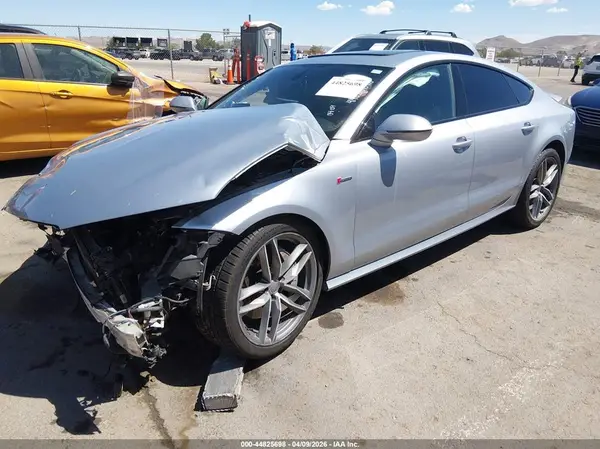 WAUWGAFC3GN119832 2016 AUDI A7 - Image 2
