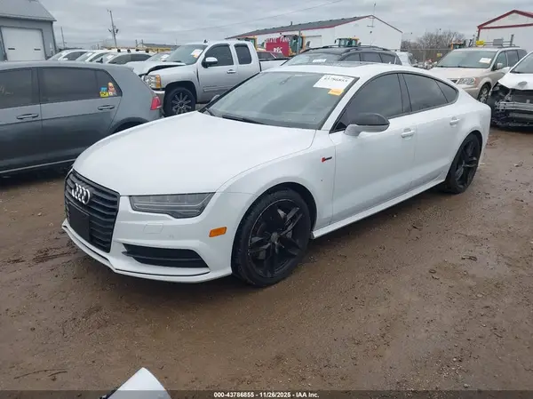 WAUWGAFC6GN038100 2016 AUDI A7 - Image 2