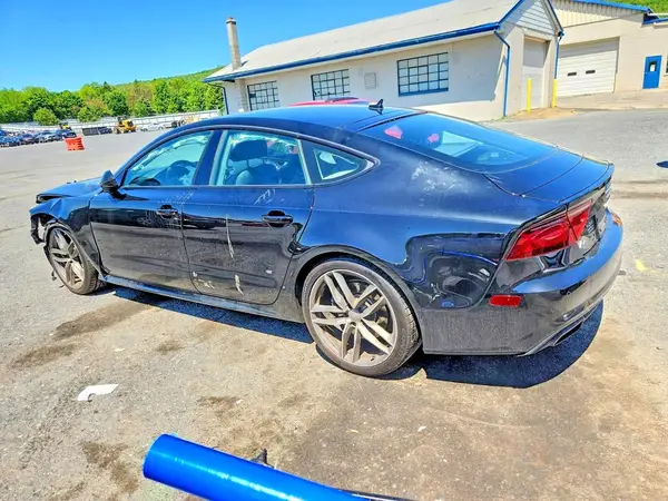 WAUWGAFC6GN050862 2016 AUDI A7 - Image 2