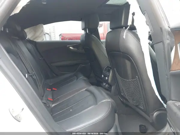 WAUWGAFC8GN034081 2016 AUDI A7 - Image 8