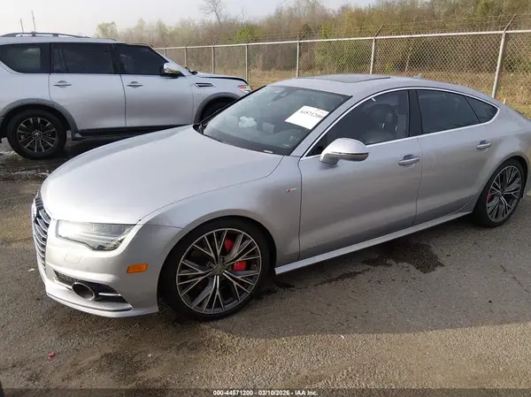 WAUWMAFCXGN009255 2016 AUDI A7 - Image 2