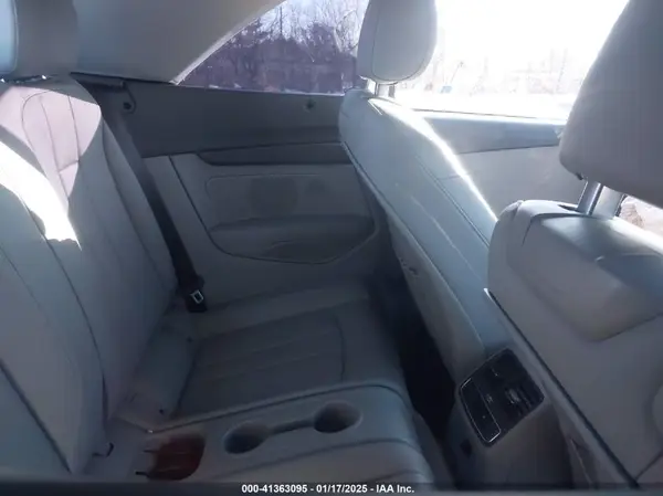 WAUWNGF52JN012739 2018 AUDI A5 - Image 8