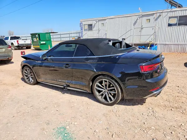 WAUY4GF50JN009043 2018 AUDI RS5 - Image 2