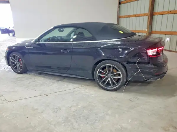 WAUY4GF52JN006869 2018 AUDI RS5 - Image 2