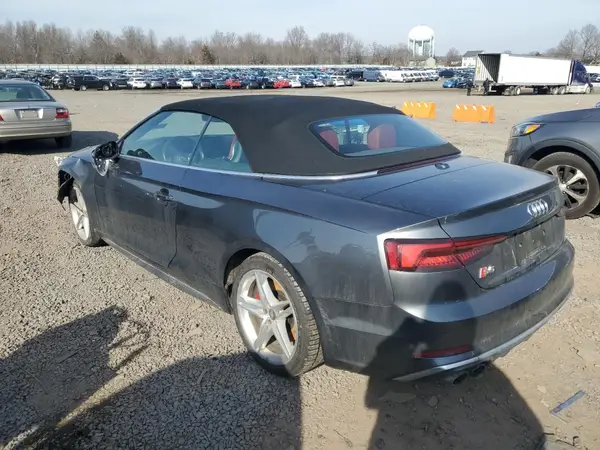 WAUY4GF59JN009025 2018 AUDI RS5 - Image 2