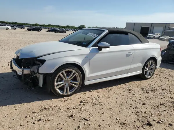 WAUY8LFF3J1077172 2018 AUDI A3 - Image 1