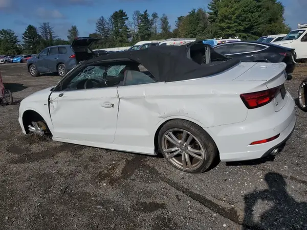 WAUY8LFF5J1026997 2018 AUDI A3 - Image 2
