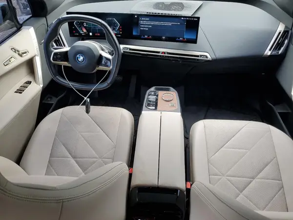 WB513CF06PCK76448 2023 BMW IX - Image 8