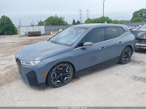 WB523CF00RCN58463 2024 BMW IX - Image 2