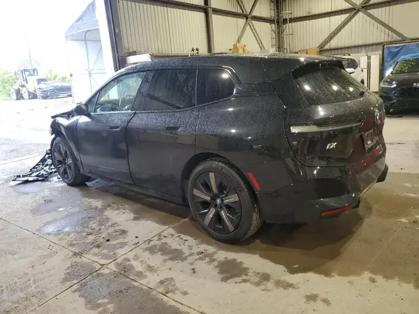 WB523CF00RCN81385 2024 BMW IX - Image 2