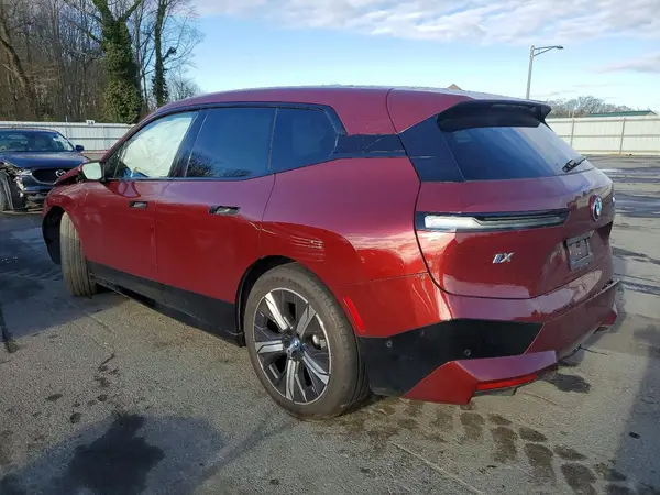 WB523CF00RCS04507 2024 BMW IX - Image 2