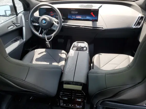 WB523CF00SCT02054 2025 BMW IX - Image 8