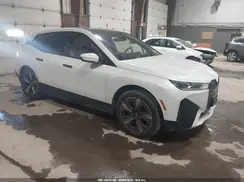 WB523CF00SCT27830 2025 BMW IX