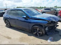 WB523CF01PCM50804 2023 BMW IX