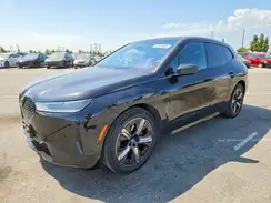 WB523CF01SCU17892 2025 BMW IX