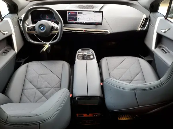 WB523CF03RCP86599 2024 BMW IX - Image 8