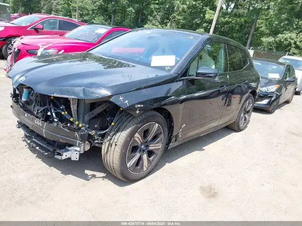 WB523CF03RCR54578 2024 BMW IX - Image 2