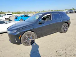 WB523CF03SCT43987 2025 BMW IX