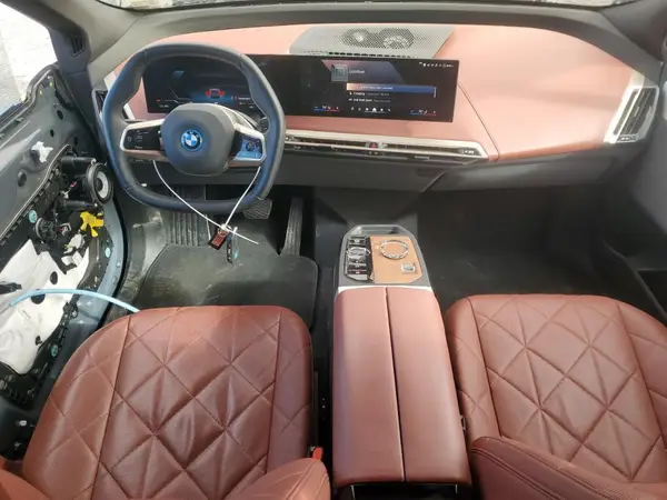 WB523CF04RCN04874 2024 BMW IX - Image 8