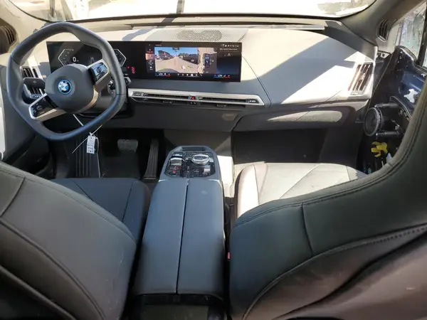 WB523CF04RCN76769 2024 BMW IX - Image 8
