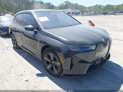 WB523CF04SCS15712 2025 BMW IX