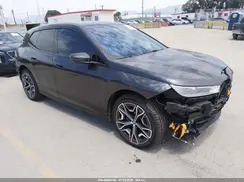 WB523CF04SCS17217 2025 BMW IX