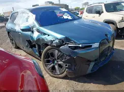 WB523CF04SCS98428 2025 BMW IX