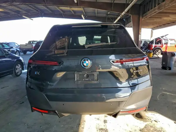 2024 BMW IX auction photo 6