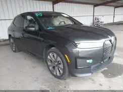 WB523CF05SCU44576 2025 BMW IX